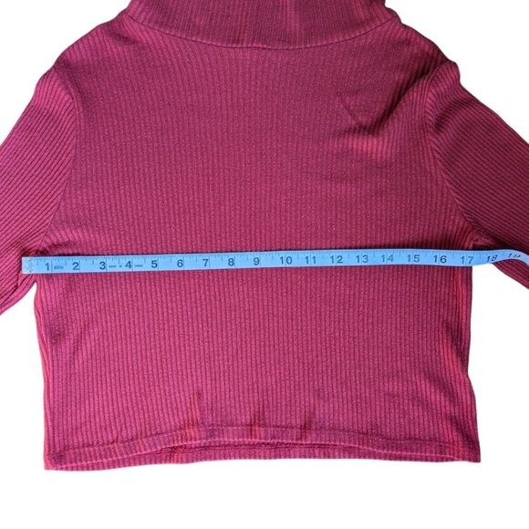 Garage Red Turtleneck Ribbed Short Sweater Women Size Medium - Picture 12 of 12